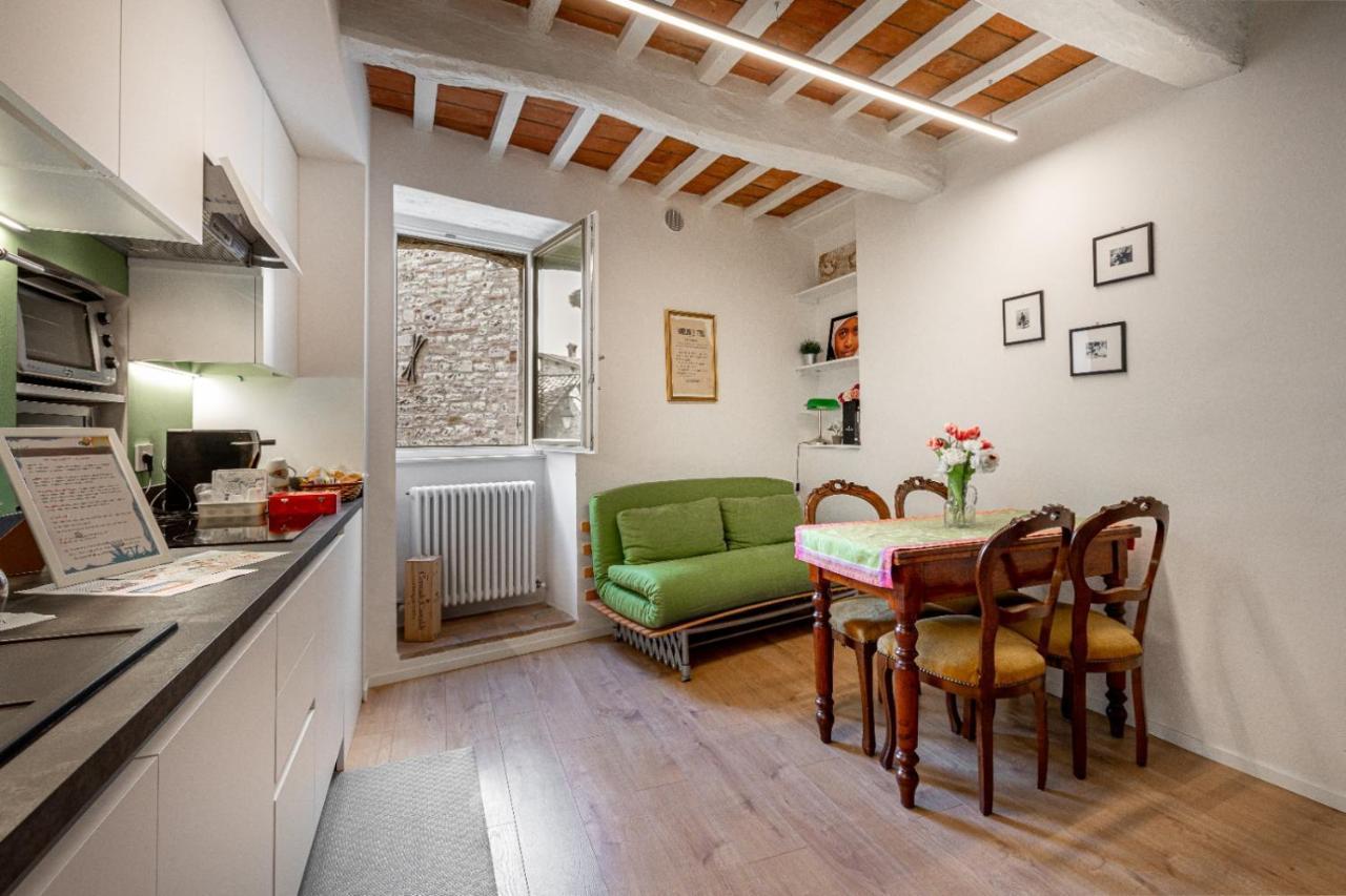 Dimora Casina Dell'Abbondanza Apartamento Gubbio Exterior foto